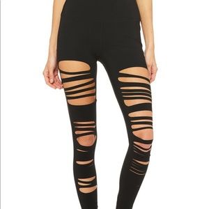 Alo Yoga extreme warrior leggings